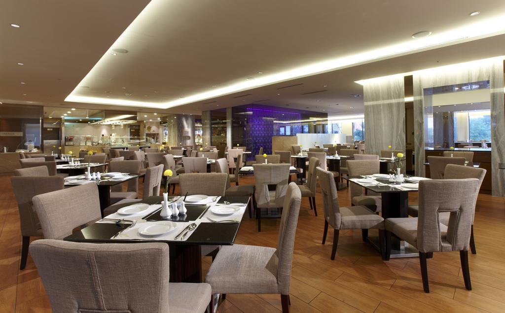 Evergreen Resort Hotel - Jiaosi Jiaoxi Εξωτερικό φωτογραφία The restaurant